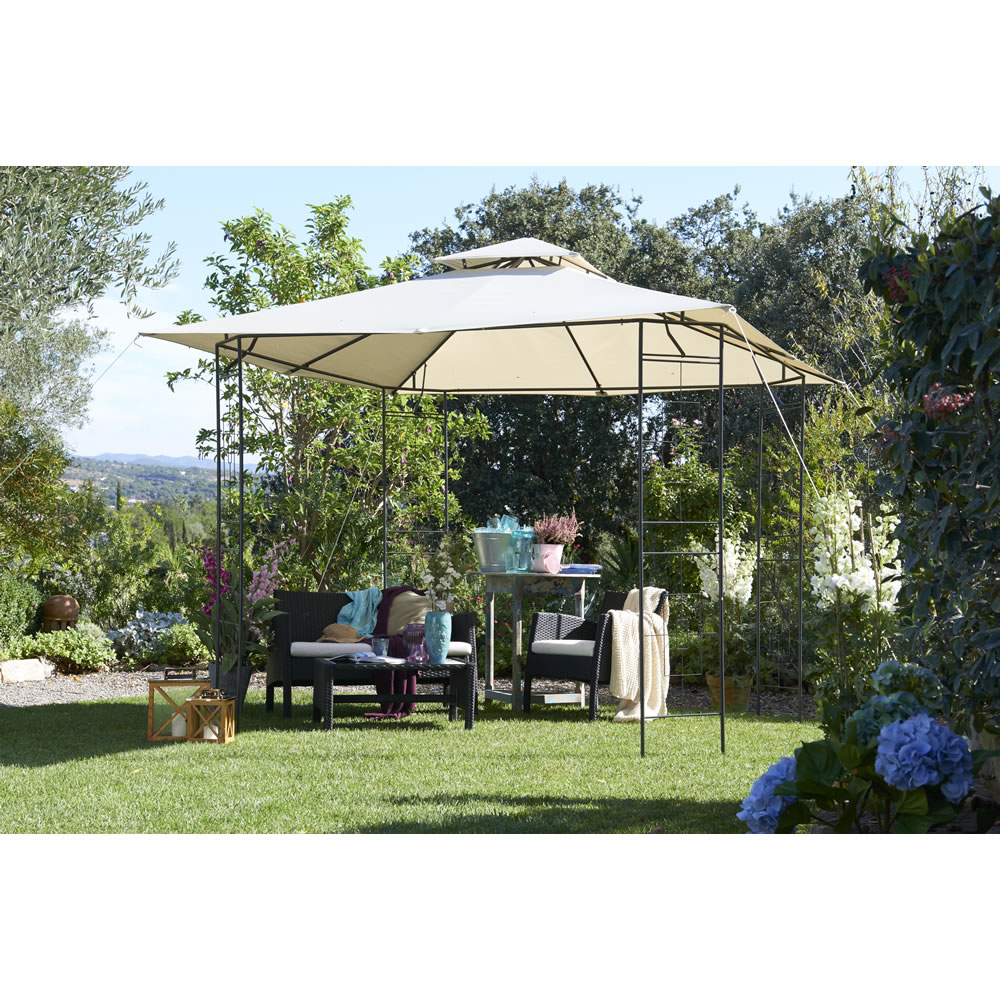 Best Garden Furniture Deals August 2017 @ Various - HotUKDeals