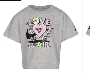 Nike love is in the air t-shirt Age 4-5 Years
