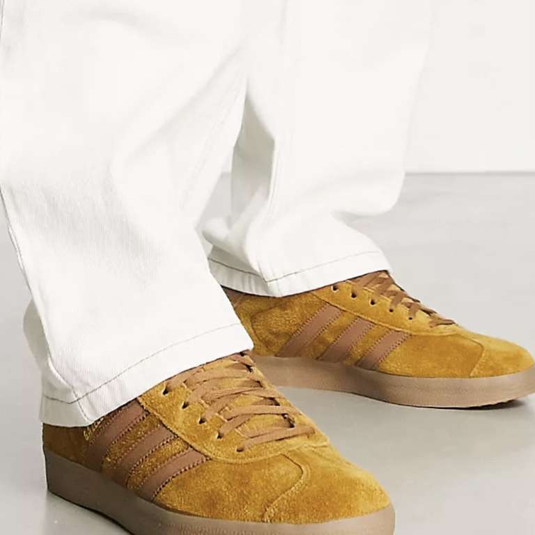 adidas Originals Gazelle gum sole trainers in tan - £52 (£44.20 for new customers) @ ASOS