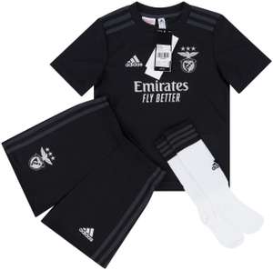 2020-21 Benfica Away Full Kit *BNIB* Little Boys £13.78 delivered with code @ Classic Football Shirts