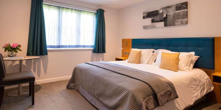 Overnight stay near Stratford-upon-Avon with Full English Breakfast & 2 Course Dinner For Two (worth £54) £99 per couple @ TravelZoo