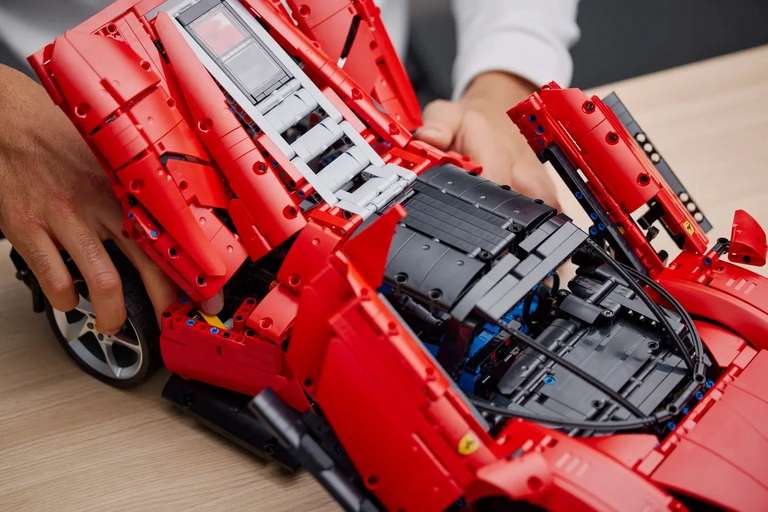 LEGO Technic: Ferrari Daytona SP3 Model Race Car Set (42143)