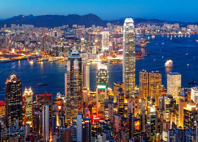 Return Flights to Hong Kong via China Southern and free stopover in Beijing from London Heathrow 2nd to 14th Dec