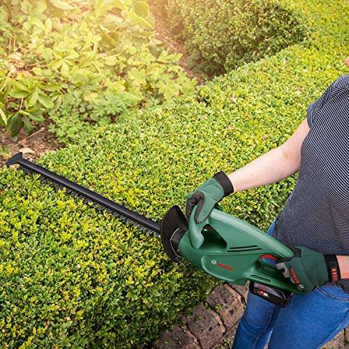 Bosch Cordless Hedge Cutter EasyHedgeCut 18-45 (without battery, 18 Volt system, blade length 45 cm, in carton packaging) With Voucher