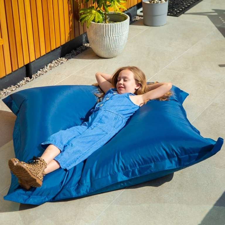 Giant Bean Bag 140cm x 137cm (4 colours) £24.36 delivered with code from All Around Fun