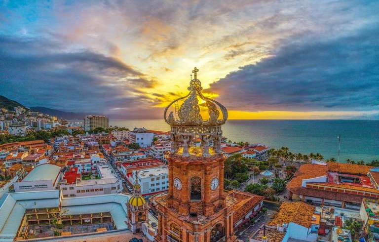 Direct roundtrip flight from Manchester to Puerto Vallarta (MEX) from 5th to 12nd September. (Via TUI fly, 10 kg hand luggage)
