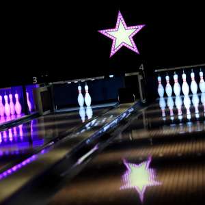 3 games of bowling for just £13 per person @ Hollywood Bowl