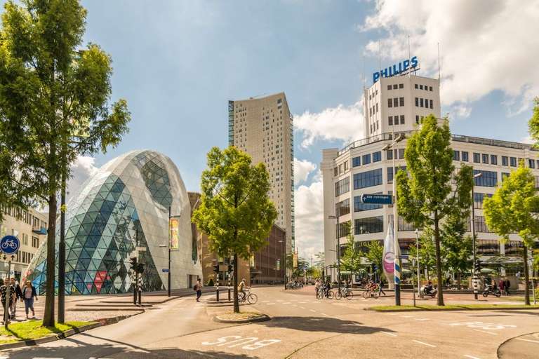 Direct return flight from Manchester to Eindhoven (Netherlands), 10th to 15th April via Ryanair