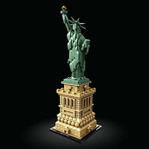 LEGO 21042 Architecture Statue of Liberty Model Building Set, Collectable New York Souvenir - £68.29 @ Amazon Germany