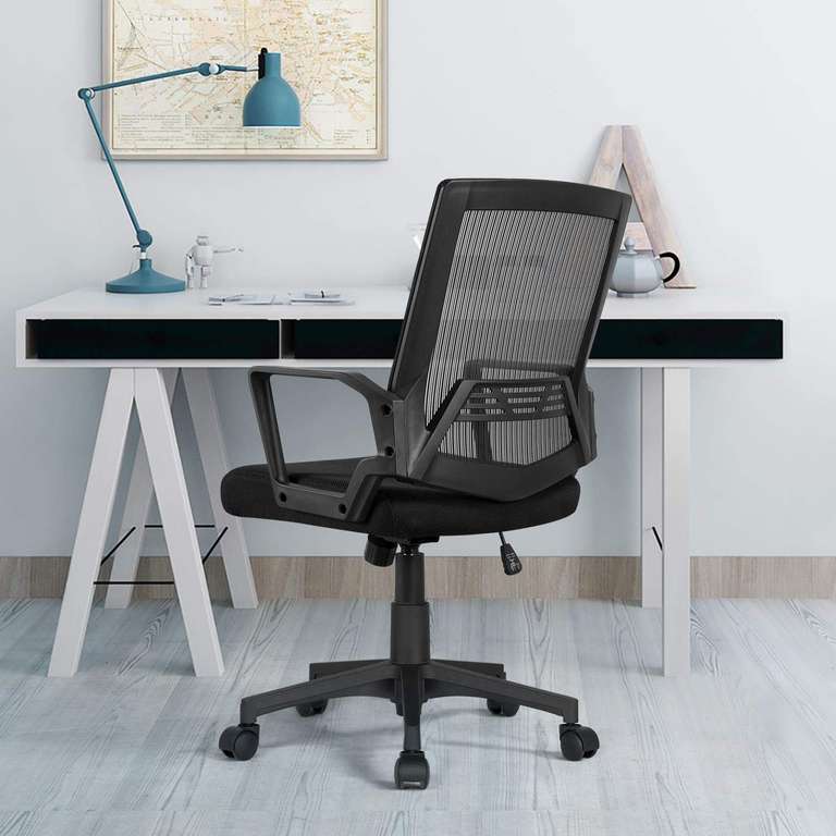 Adjustable Swivel Computer Chair - Sold & Dispatched By Yaheetech UK