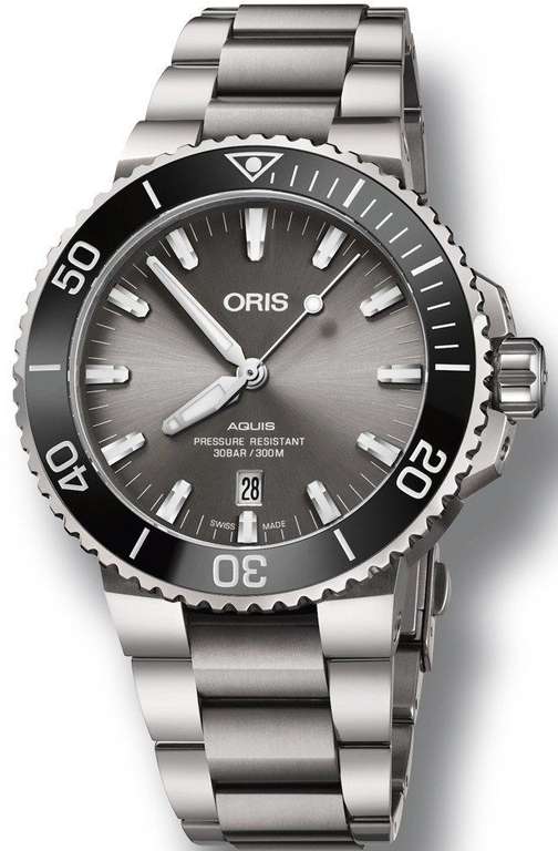 ORIS AQUIS Titanium Date Watch 43.5MM 31% off RRP £2,175.00 to £1,350 with code at Wallace Allan