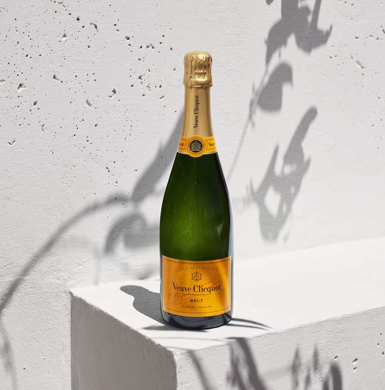 Veuve Clicquot Yellow Label Champagne, 150cl W/voucher