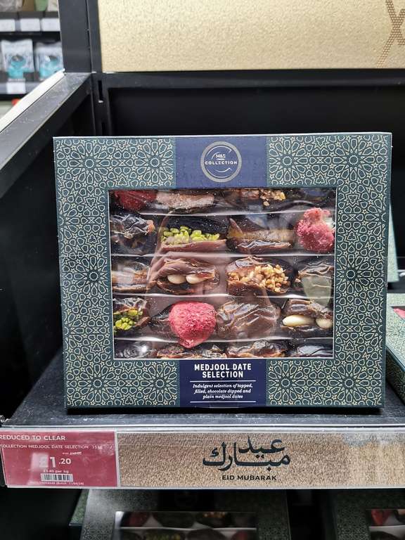 M&S Collection Medjool Date Selection 353g West Hampstead