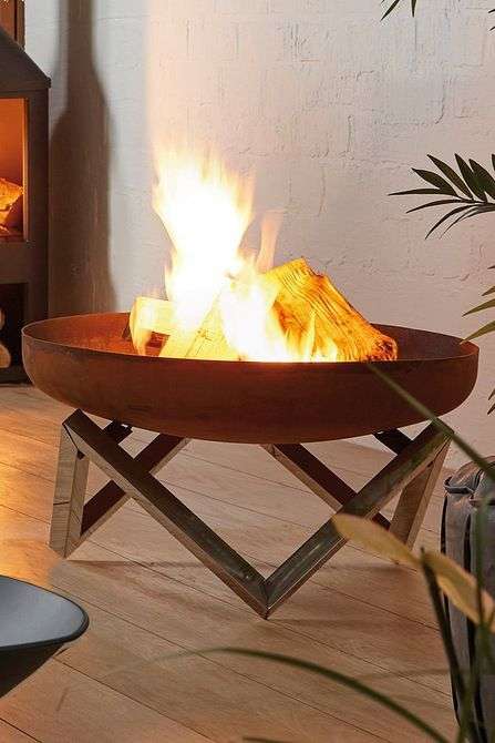 Ogien Fire Bowl with Geo Legs