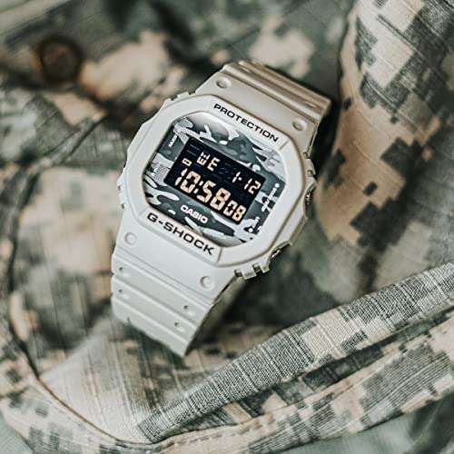 Casio G-Shock Mens Digital Quartz Watch with Plastic Strap DW-5600CA-8ER