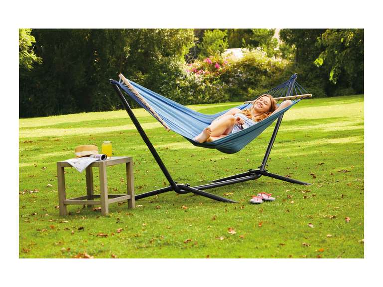 Livarno 200cm x 100cm Hammock with Stand. Includes storage bag with carry straps - instore Chester
