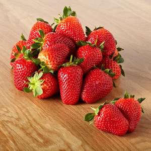 Tesco Strawberries 600G - £2.40 (Clubcard Price) @ Tesco