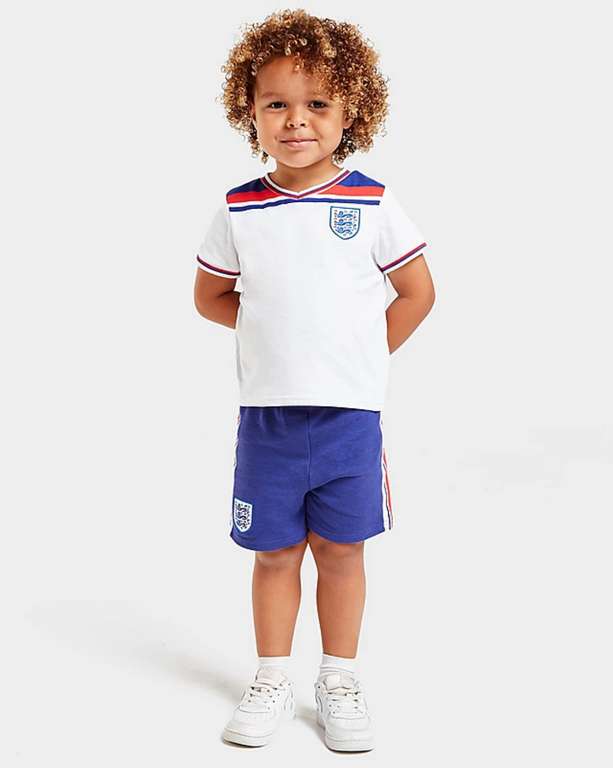 Younger Children’s Retro England Kits - 3 designs to choose from (£5-£6) + Free C+C