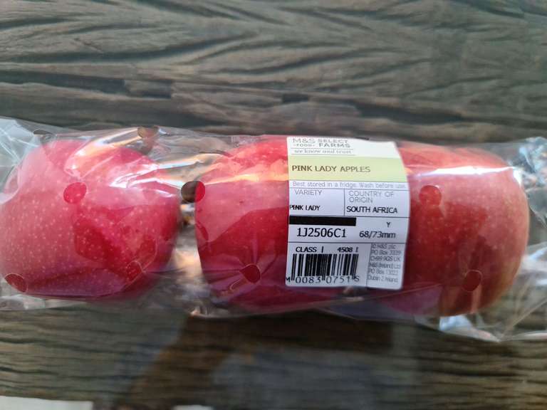 M&S Pink lady apples x 3 - £1 @ Marks & Spencer Milton Keynes