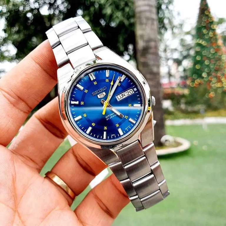 Seiko 5 Automatic Blue Dial Silver Stainless Steel Mens Watch SNK615K1 + 5% TCB Cashback