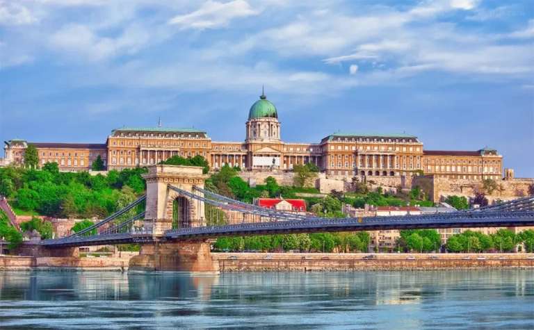 Budapest - 3 nts Grand Jules Boat Hotel - Nov (£38 per nt) / Dec (£36 per nt) / Jan to Mar (£27 per nt) - hotel only