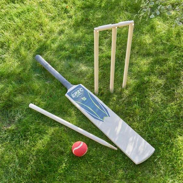 Cricket Set Size 5 - Free C&C (Limited Stores)