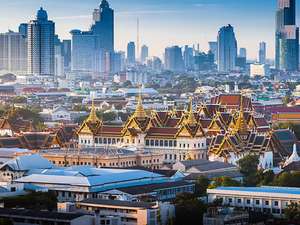 Return flights London Gatwick to Bangkok Thailand + 1 Luggage - various dates in October to November e.g. 14th-29th November - China Eastern