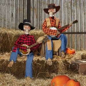 Halloween 3ft 3 Inches (99 cm) Pair of Animated Banjo Skeletons with Lights & Sounds - £109.99 @ Costco