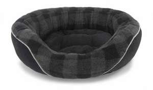 Checked Oval Pet Bed - Large £15 free Click & Collect @ Argos