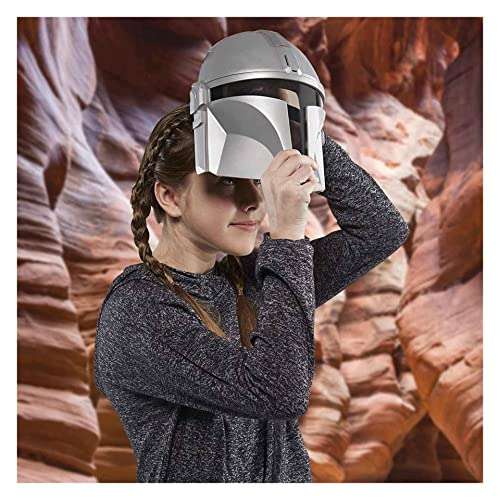 Star Wars Toys The Mandalorian Electronic Mask with Phrases and SFX