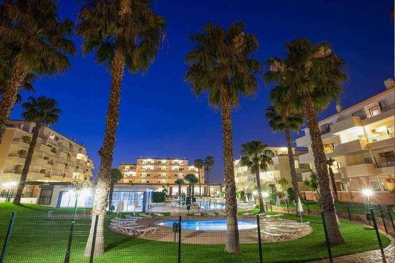 Solo 1 Adult - 4* Vitor's Plaza Algarve Portugal - 7 Nights Stansted Flights 22kg Bags & Transfers 13th March with code £352 @ Jet2Holidays