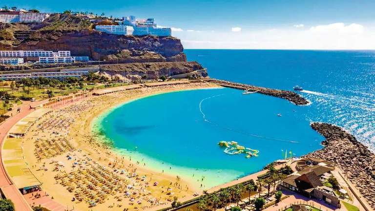 Direct Return Flights Manchester to Gran Canaria - April Dates (e.g. 16th - 23rd) - Hand Luggage