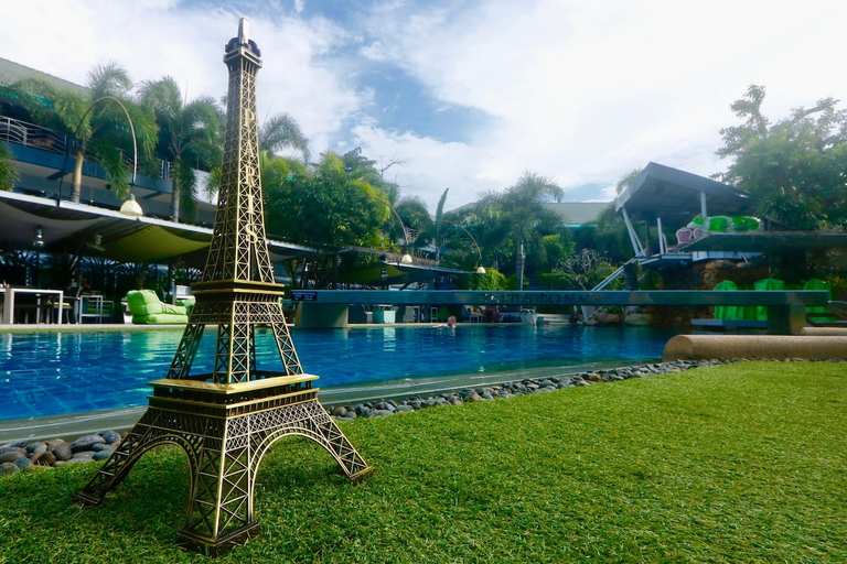 13nts Solo Pattaya Thailand - Momento Resort from London 4th Nov (full service flights and hotel included))