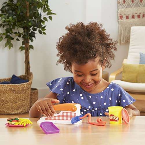Play-Doh Kitchen Creations Fun Factory playset