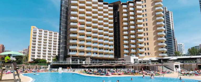 7nts Costa Blanca for 2 - Full Board - 4* Hotel Rio Park - MAN Flights + Transfers + 15kg bags - £267pp (£533 Total) @ Holiday Hypermarket