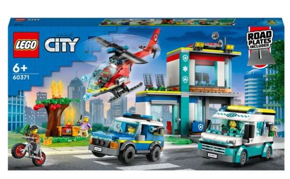 LEGO City 60371 Police Emergency Vehicles HQ Building Set Free Click & Collect only