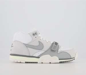 Nike Air trainer 1 Photon Dust Light Smoke Grey Smoke Grey White - £55.99 (+£4.99 Delivery) @ Offspring