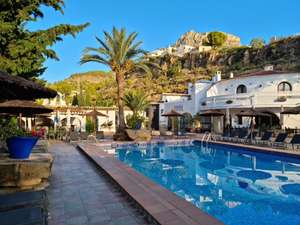 7 Night Costa Blanca Spain Holiday flying from Luton £211pp (leaving next Wednesday 24th April)