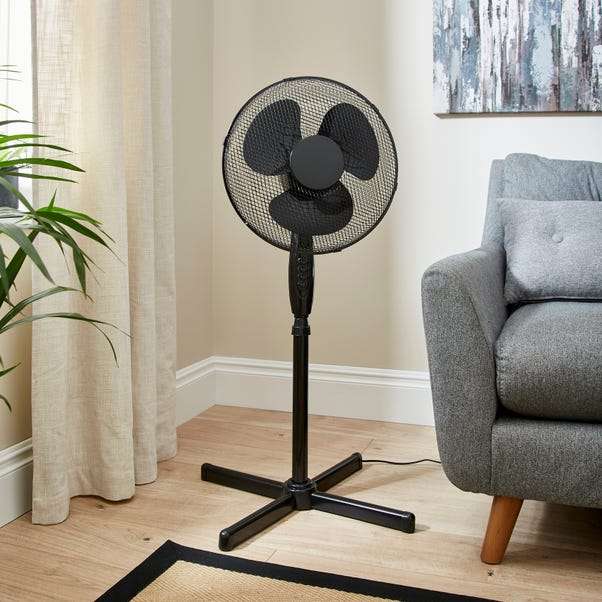 50% off fan clearance - 16 inch pedestal fan £12.50 / 15 inch desk tower fan £10 / 32 inch tower fan £15 / 4 inch USB Fan £2.50 (free c+c)