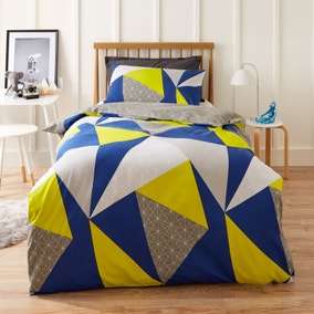 Duvet Cover and Pillowcase Set 5 patterns £5 @ Dunhelm free store collection