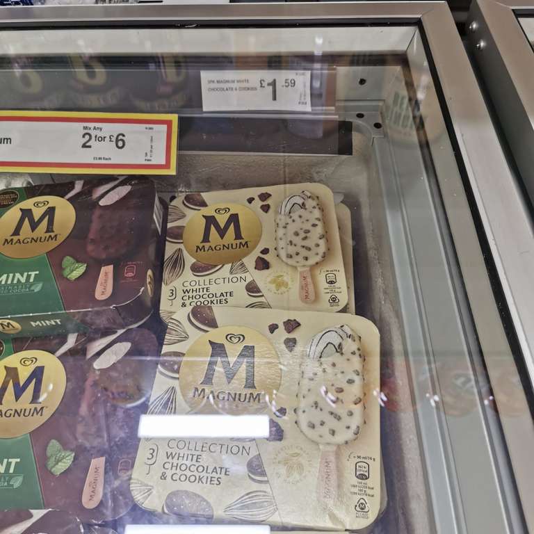 3pk Magnum white chocolate & Cookies instore Oldbury
