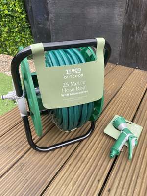 Tesco 25m Hose Reel with Accessories - Portadown