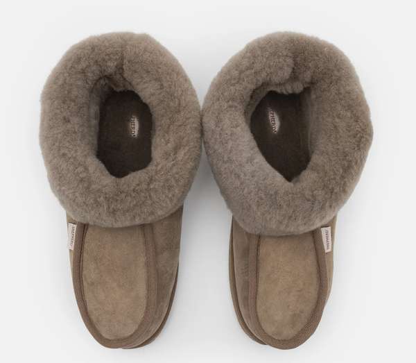 Shepherd Of Sweden Kirster (Stone) Bootee Men's / (Unisex?) Sheepskin  Slippers (Sizes 7, 9, 11, 11.5, 12, 13) - £40 Delivered @ Zalando |  hotukdeals