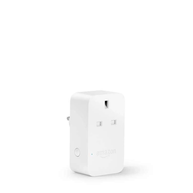 2 x Echo Dot with Clock (5th Gen) + 1 Smart Plug