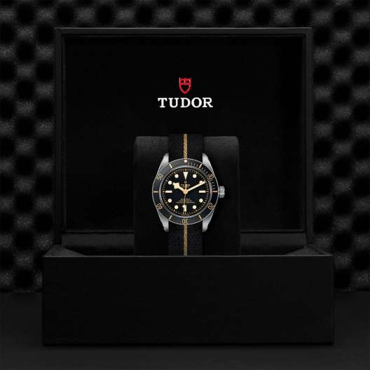 TUDOR Black Bay Fifty-Eight Fabric Watch M79030N-0003