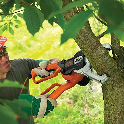 BLACK+DECKER Alligator Powered Lopper 550 W with Chainsaw Cutting Performance in Fully Enclosed Bar and Chain GK1000-GB £73.49 @ Amazon