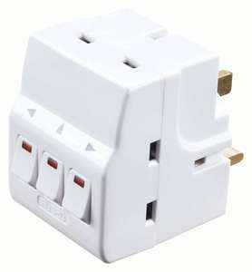 Masterplug 3 Gang Switched Socket Adaptor with Power Indicators - White - £6.20 with free click & collect @ Wickes