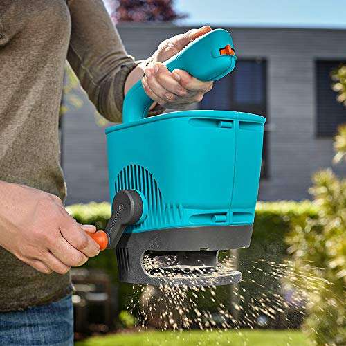 Gardena Hand Spreader M: Spreader For Simple Spreading Fertilizer - £16.99 @ Amazon