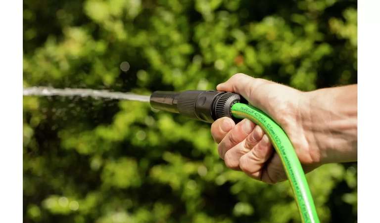 McGregor Reinforced Hose Set - 15m + Adjustable spray nozzle/ connectors / 2 year guarantee Click and Collect