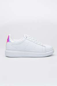 Beck & Hersey Trainer clearance from £4.99 delivered eg ROYALE JNR Trainer White/Iridescent at FlashPrice